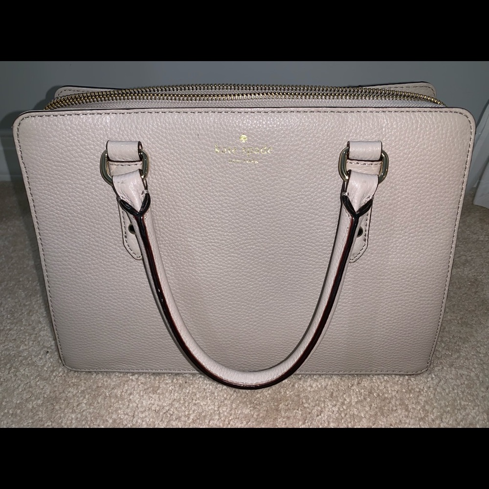 Practically NEW Authentic Kate Spade Purse